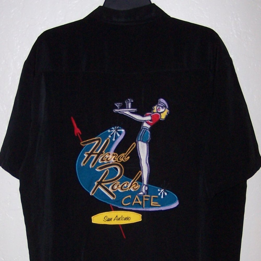 VTG HARD ROCK CAFE SAN ANTONIO CAMP SHIRT S1819